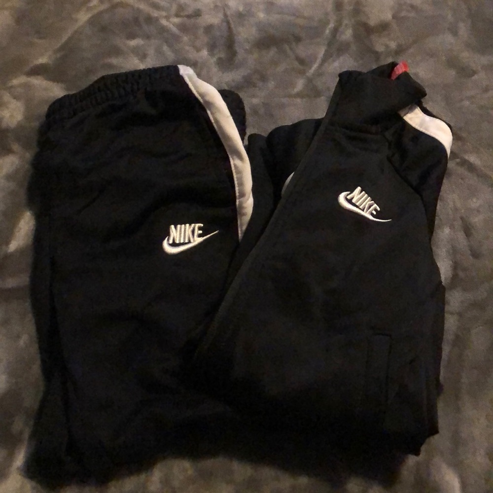 Nike track suit